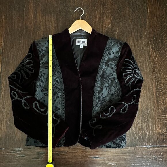 CITY GIRL by Nancy Bolen Black Velvet Embroidered Crop Jacket (8) - Goth - Picture 10 of 16